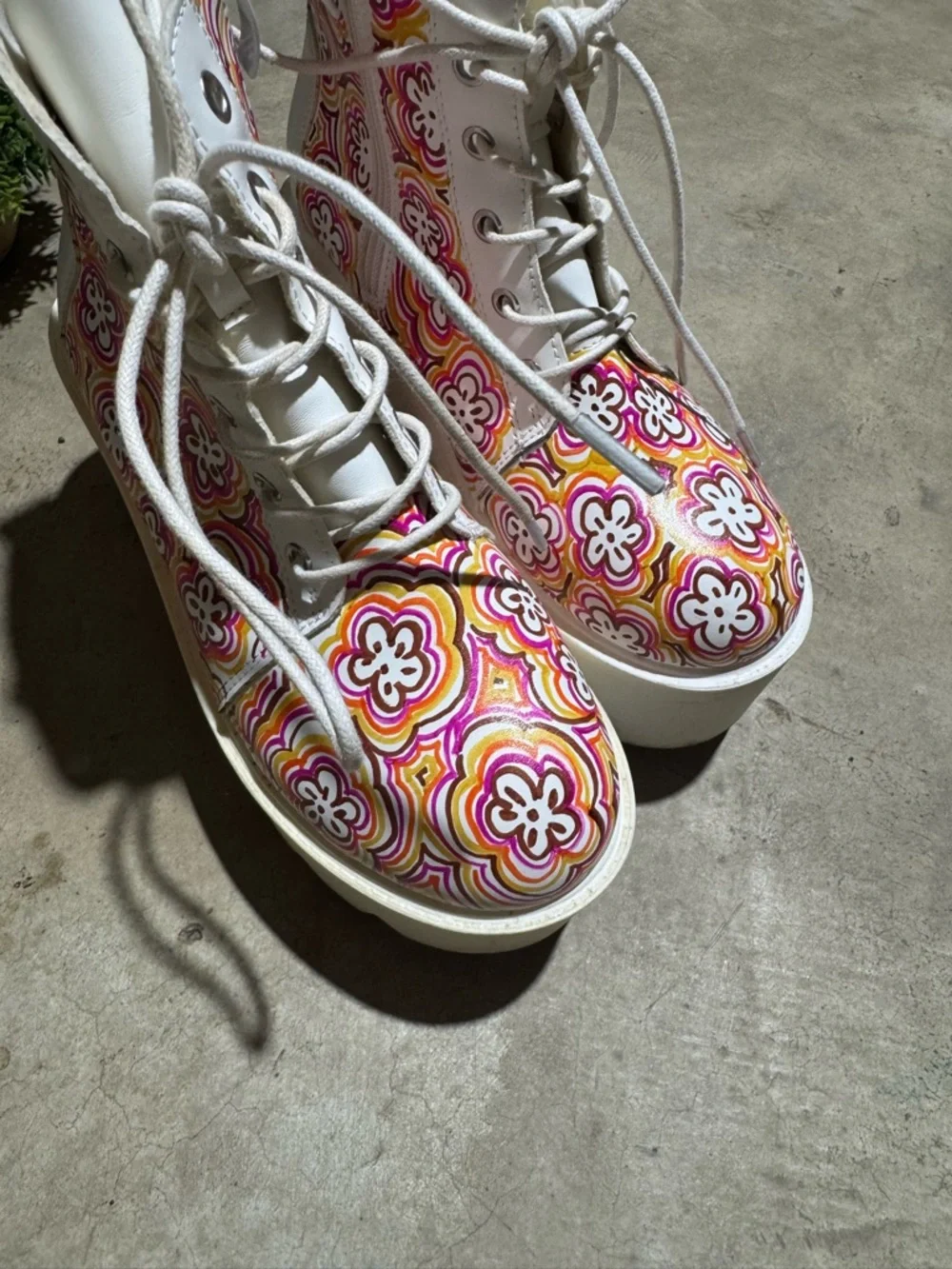 Handmade Chunky Groovy Hippie Platform Boots Women Size 6 Funky Chonky 70s White